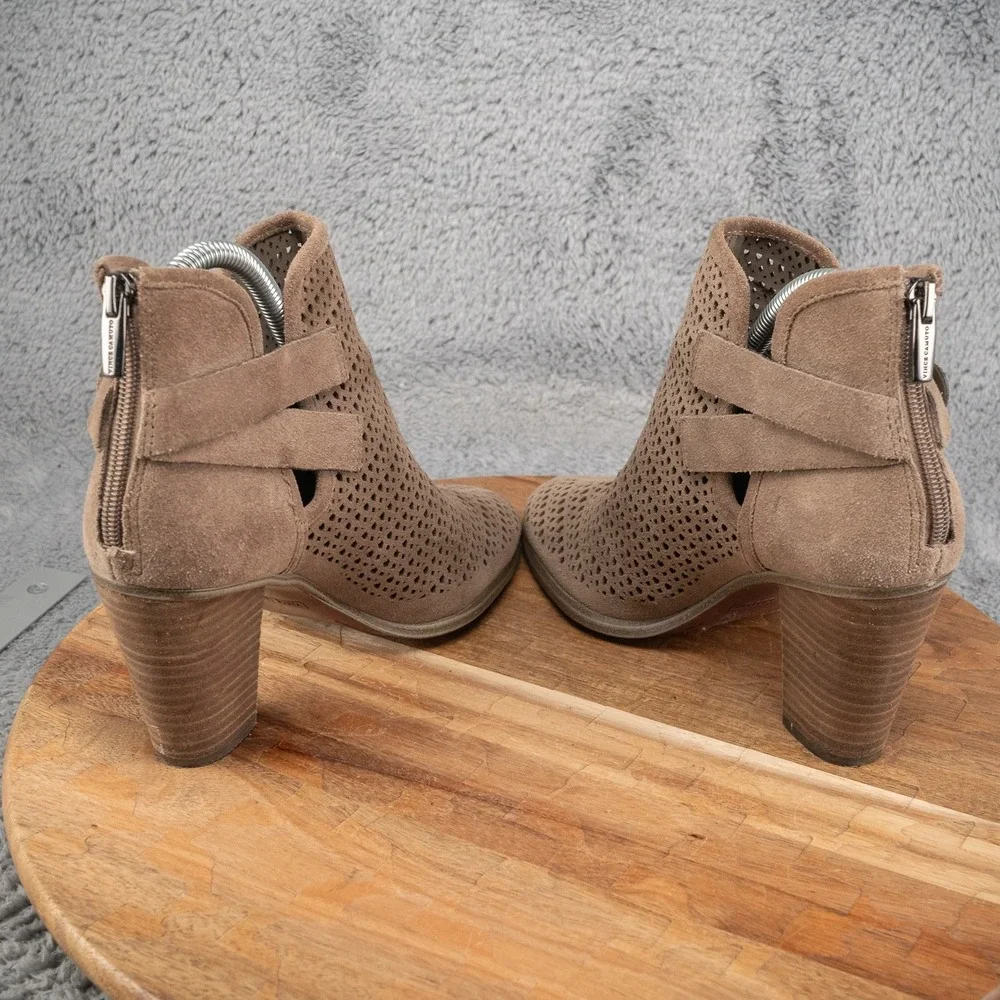 VINCE CAMUTO Women's Sz 7.5 Perforated Tan Suede  Booties‎ Ankle Boots Shoes